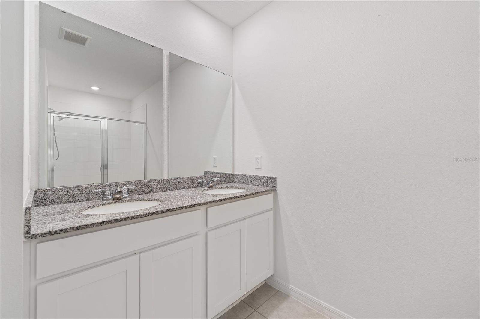 Image 21 of 38 For 1028 Kobuk Street