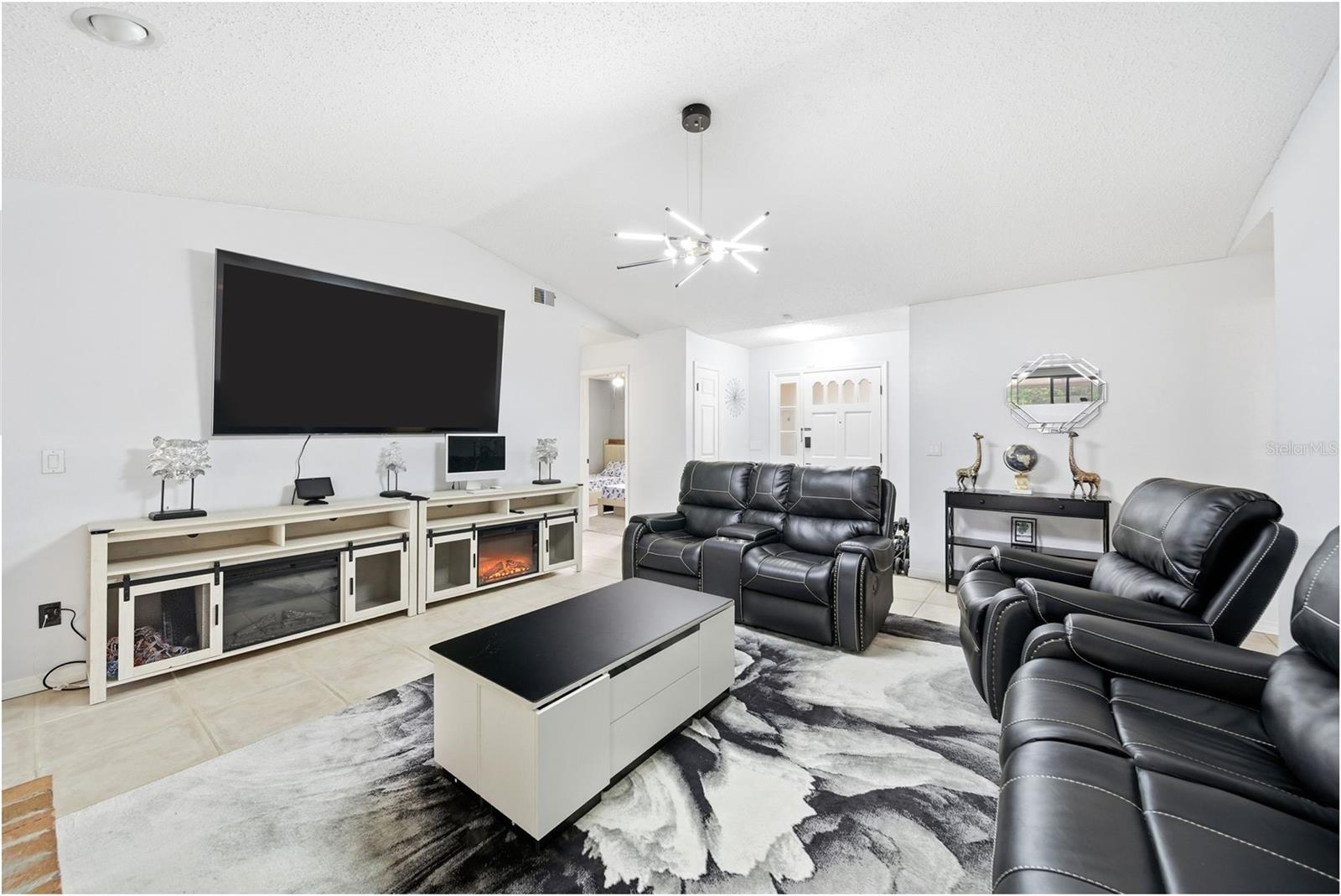 Image 5 of 20 For 5333 Renoir Drive