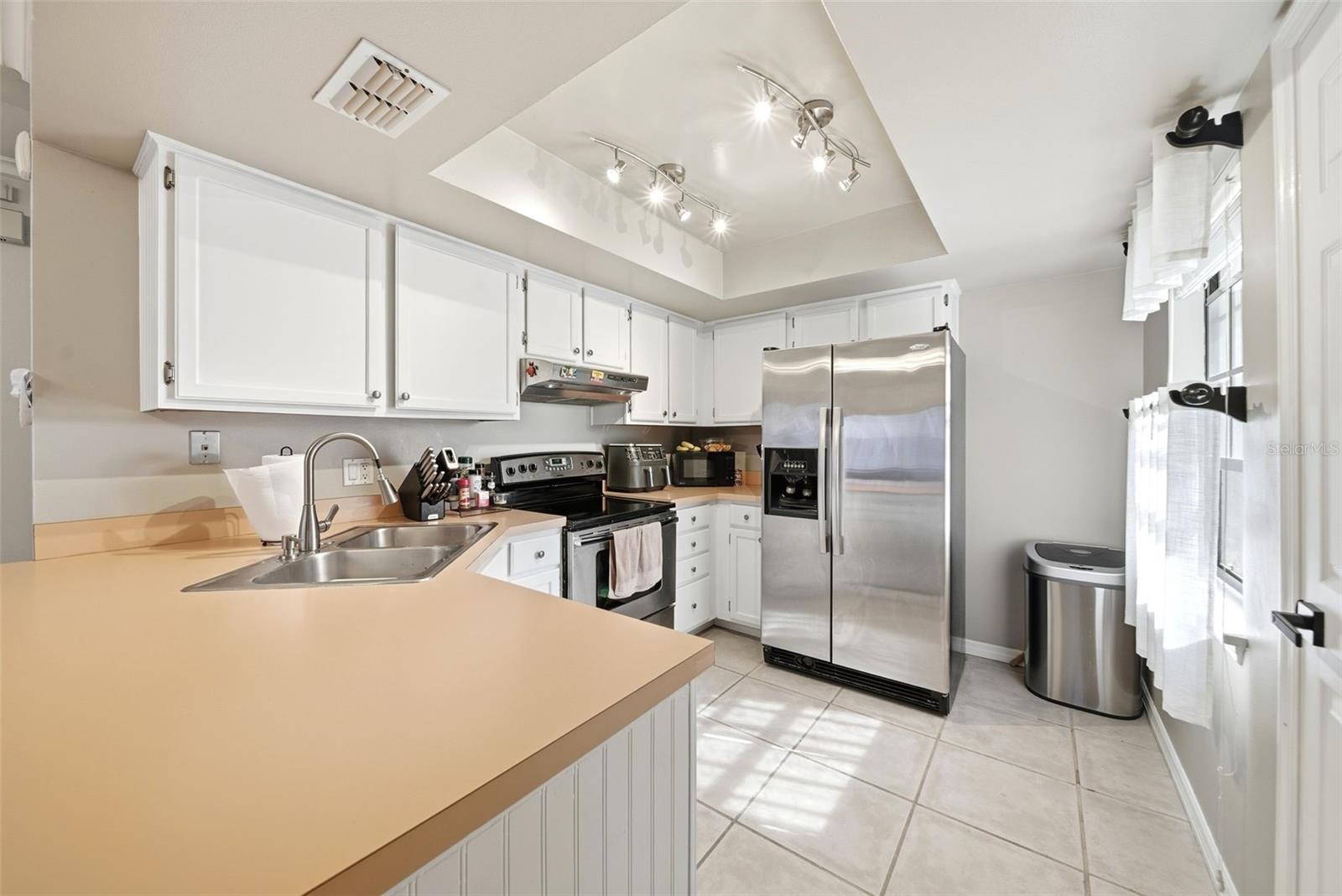 Image 9 of 20 For 5333 Renoir Drive