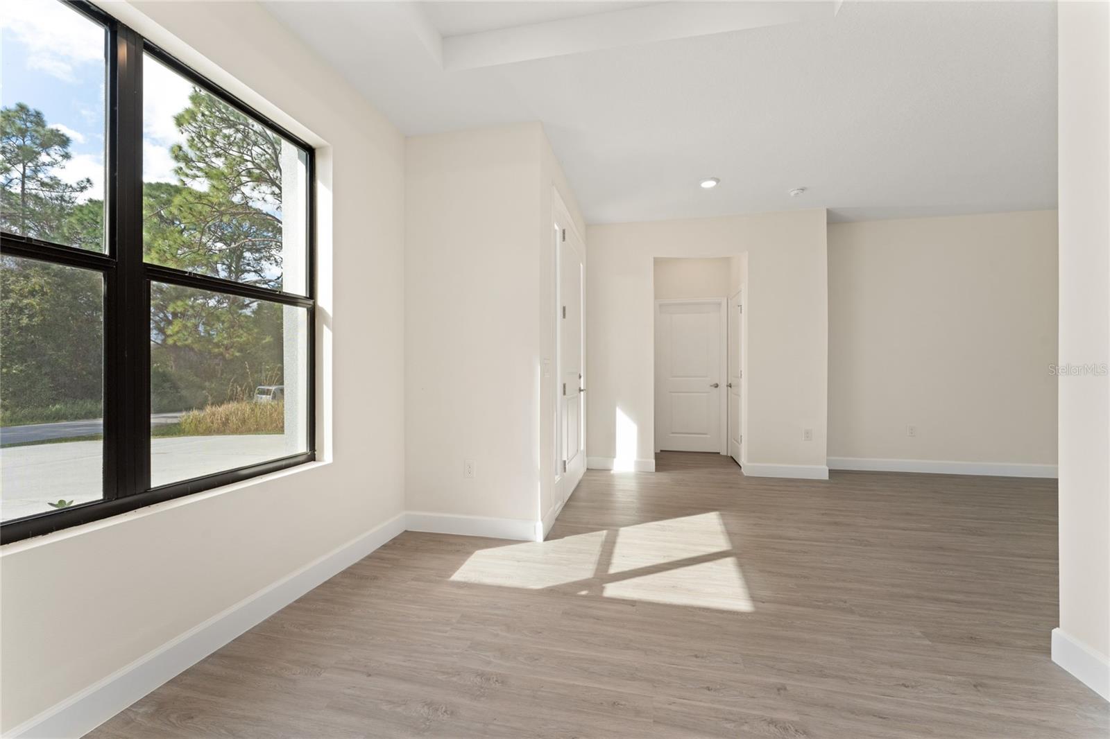 Image 14 of 36 For 1059 Wing Road Sw