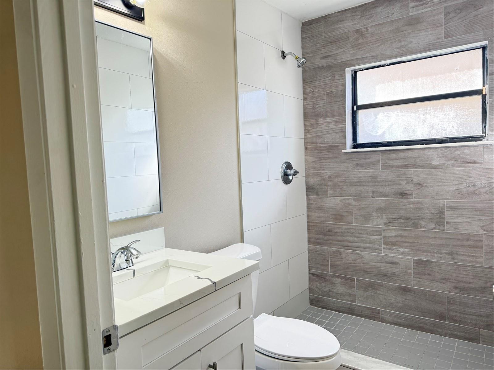 Image 10 of 17 For 1545 Wyman Circle