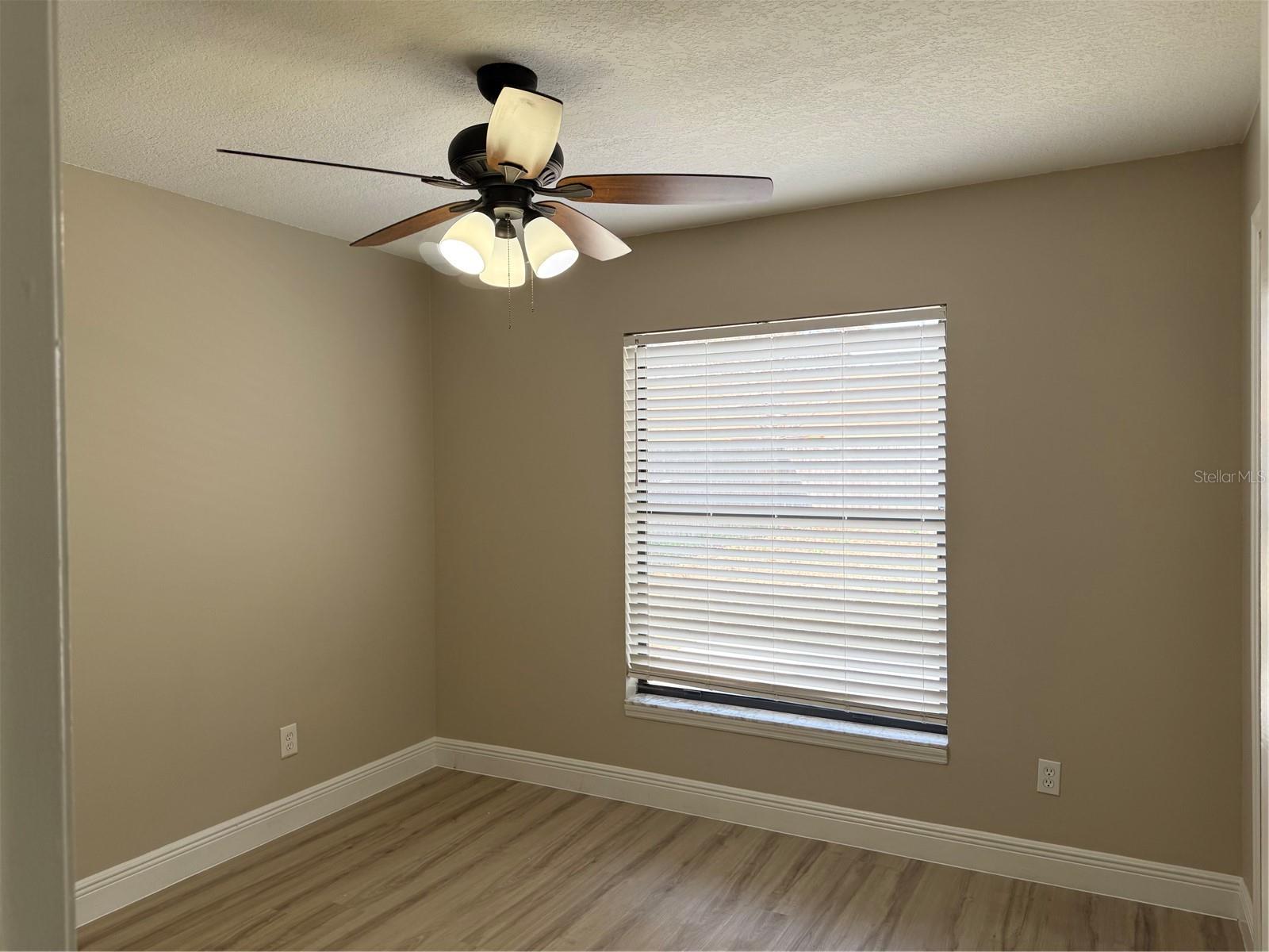 Image 11 of 17 For 1545 Wyman Circle