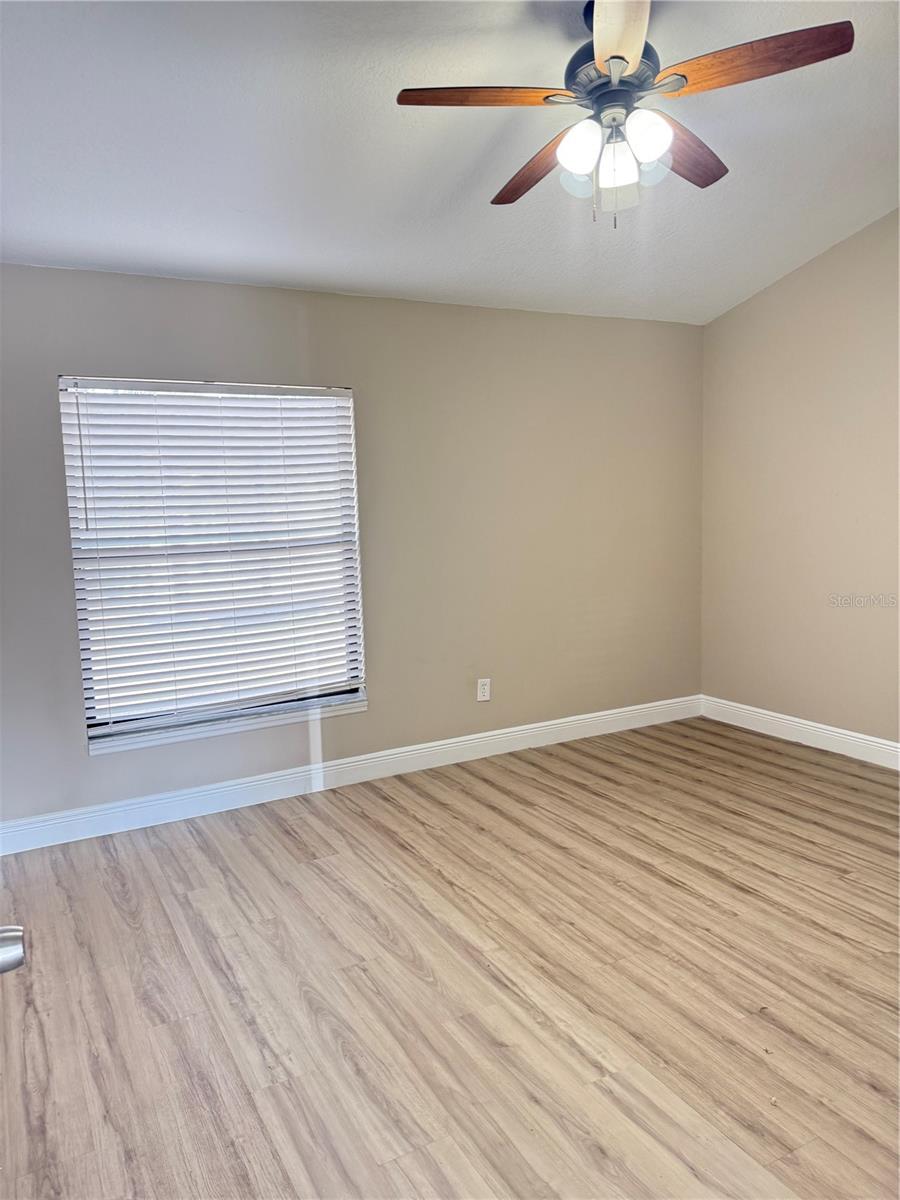 Image 7 of 17 For 1545 Wyman Circle