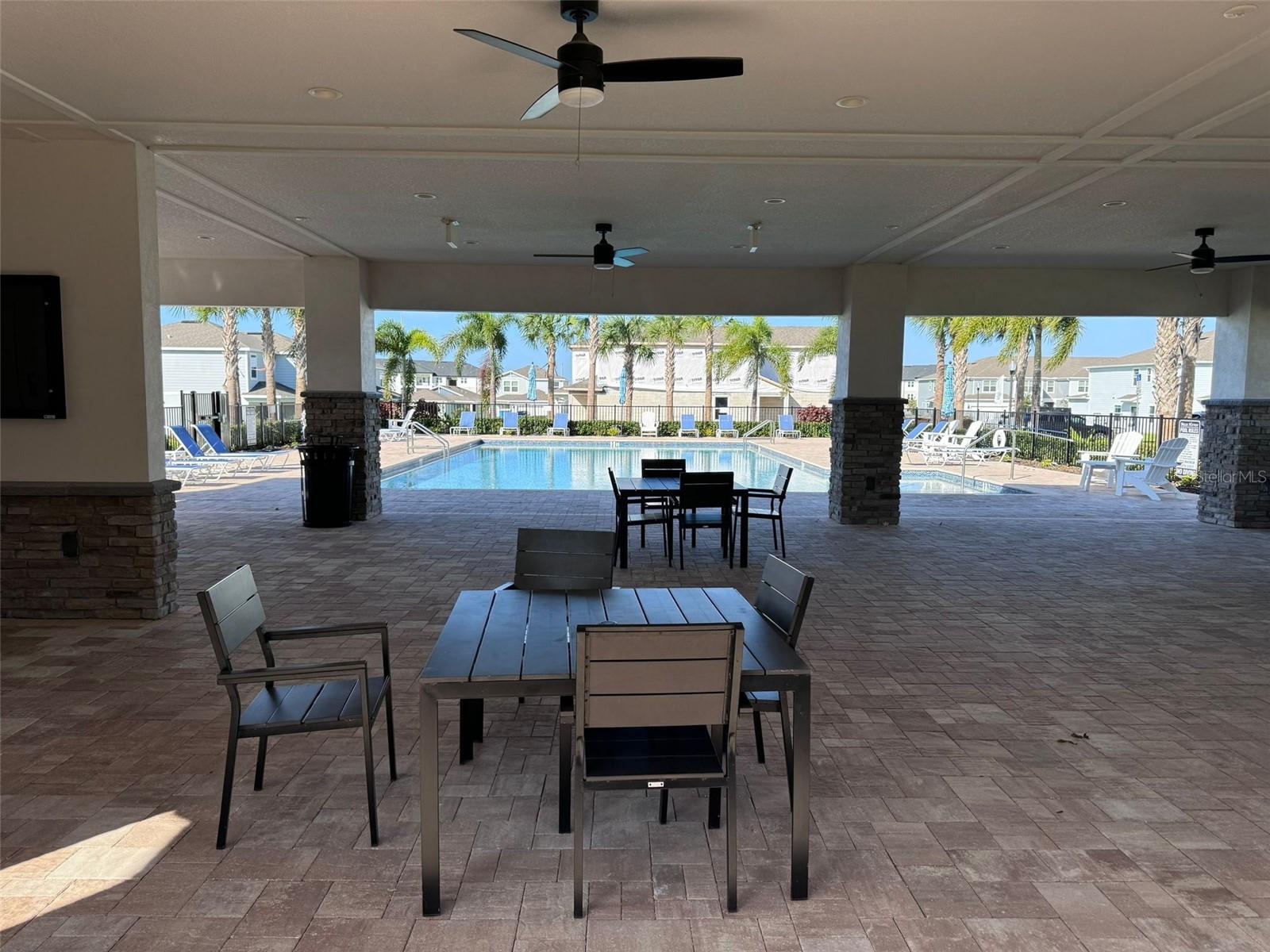 Image 19 of 20 For 2710 Fetching Trail