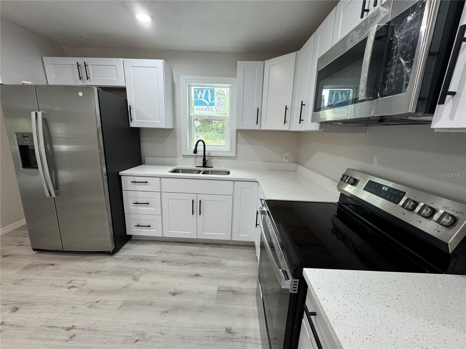 Image 6 of 15 For 2549 Olive Avenue