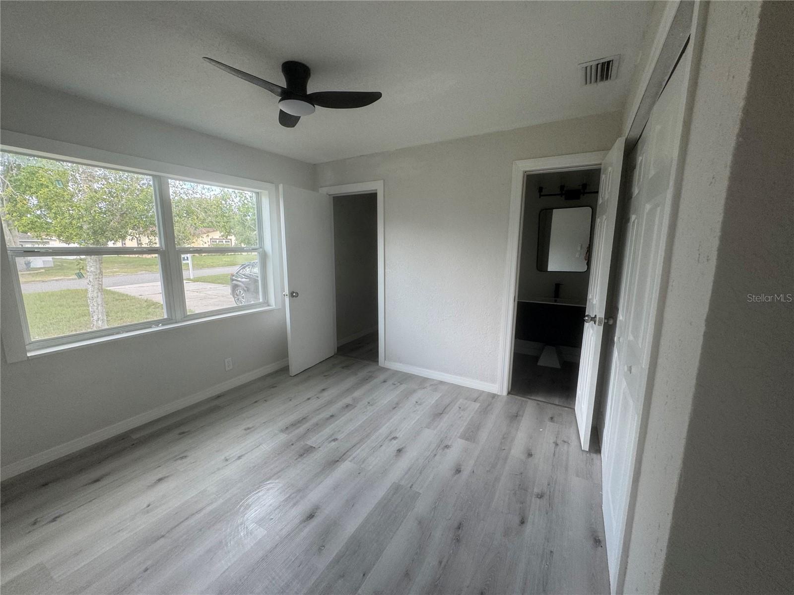 Image 9 of 15 For 2549 Olive Avenue