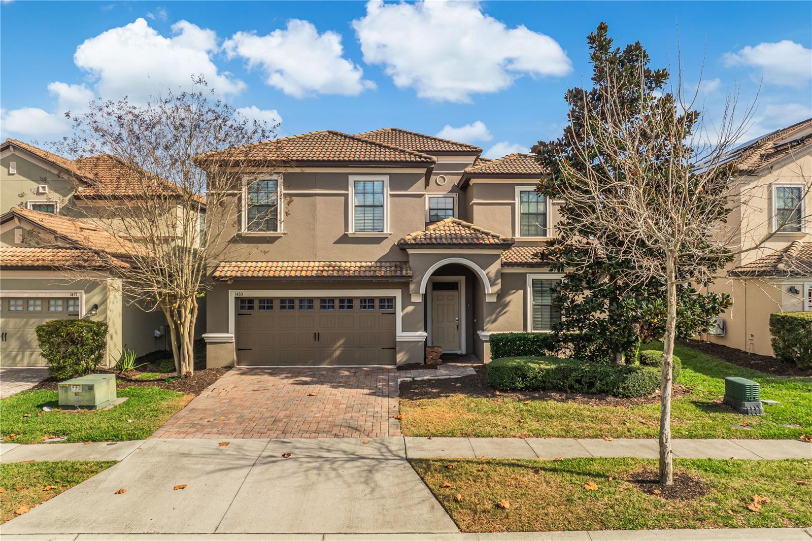 Image 2 of 96 For 1433 Thunderbird Road