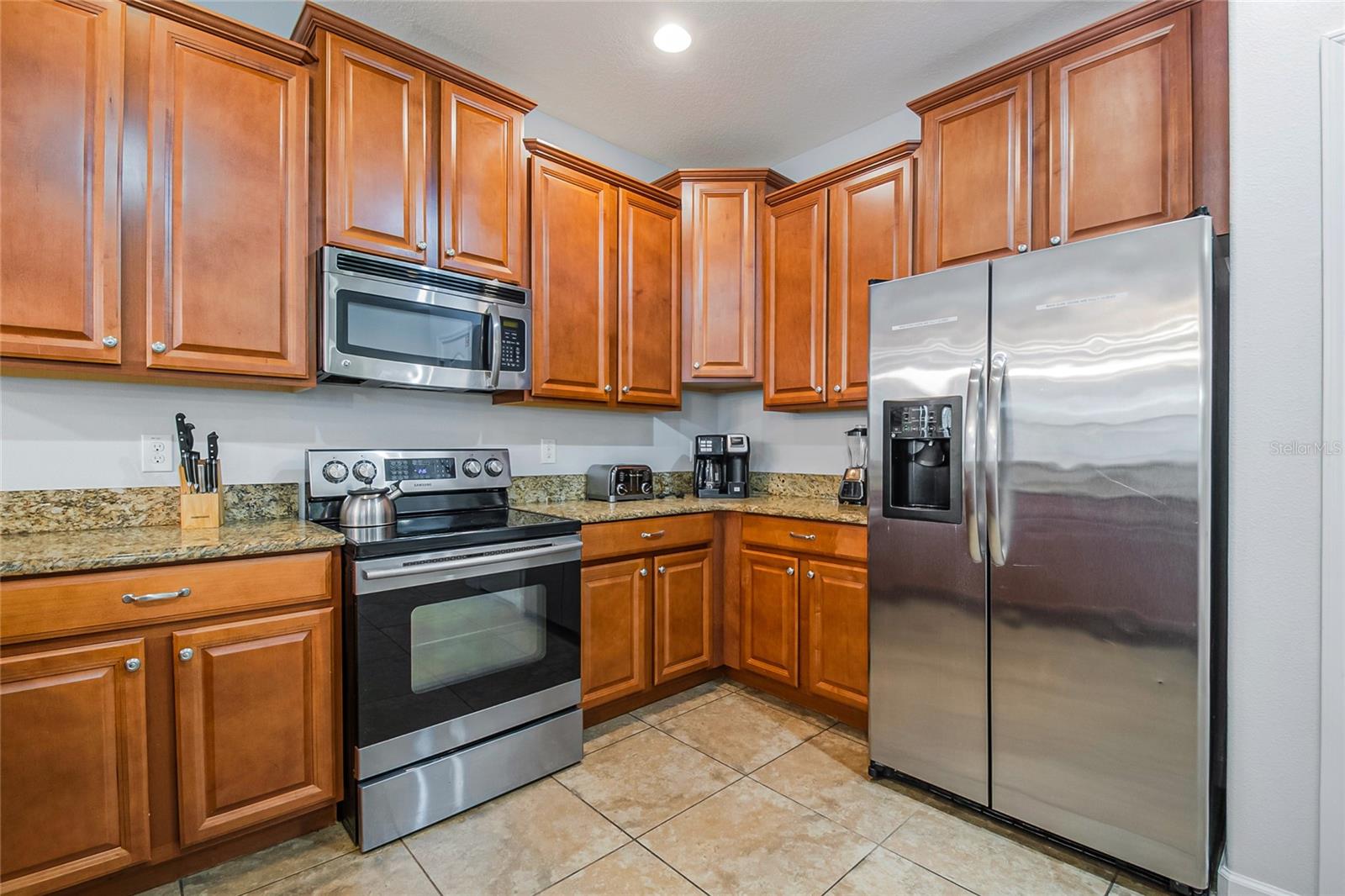 Image 23 of 96 For 1433 Thunderbird Road