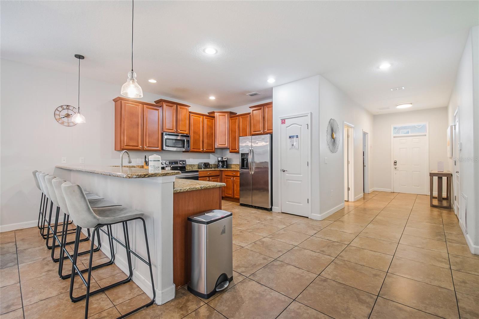 Image 25 of 96 For 1433 Thunderbird Road