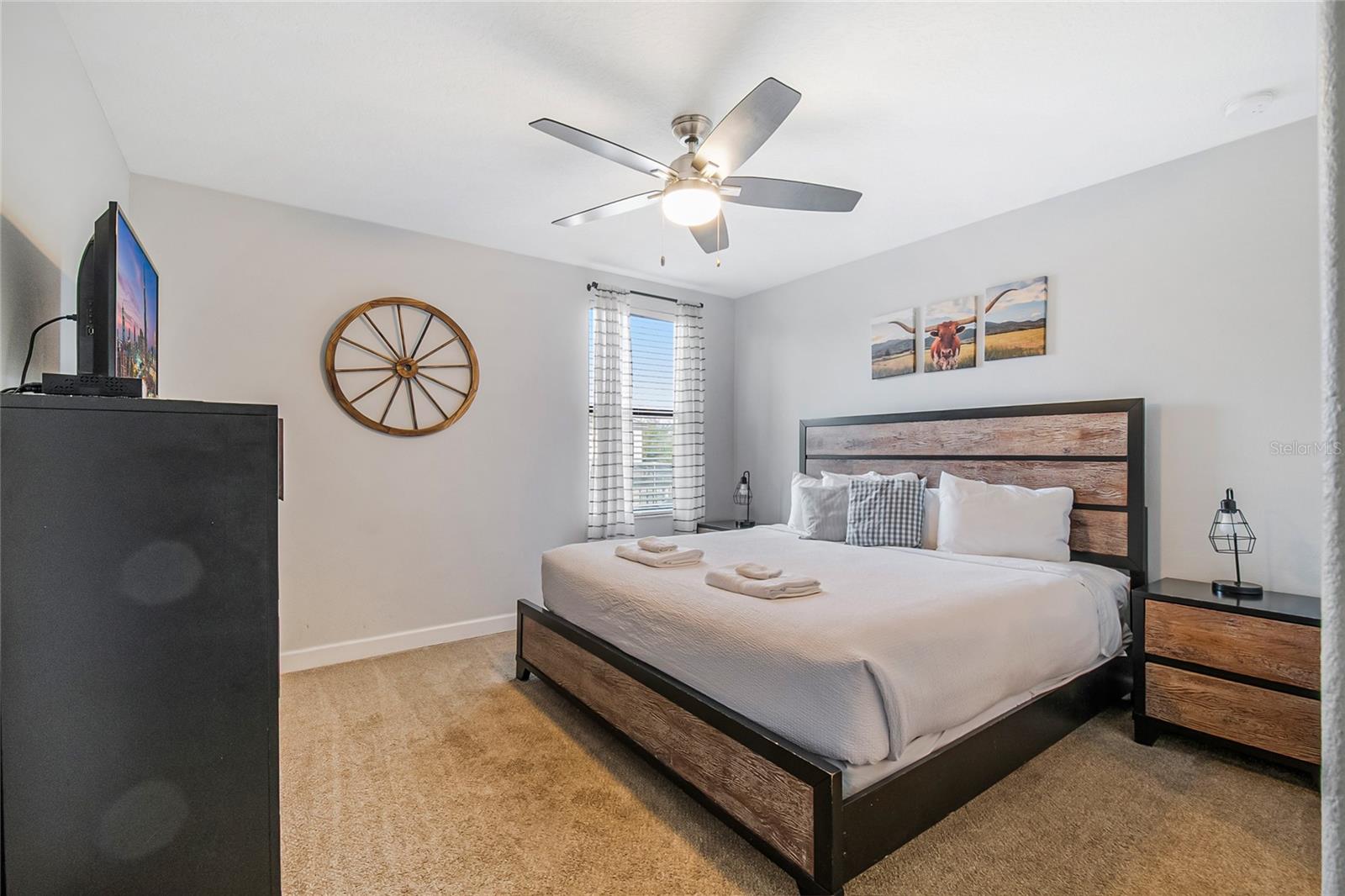 Image 48 of 96 For 1433 Thunderbird Road