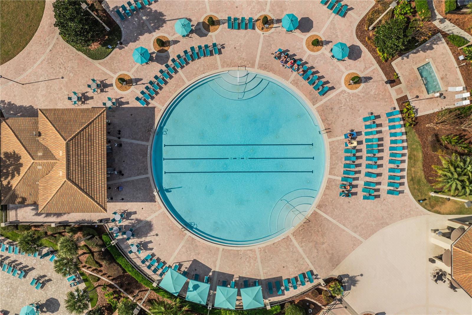 Image 80 of 96 For 1433 Thunderbird Road