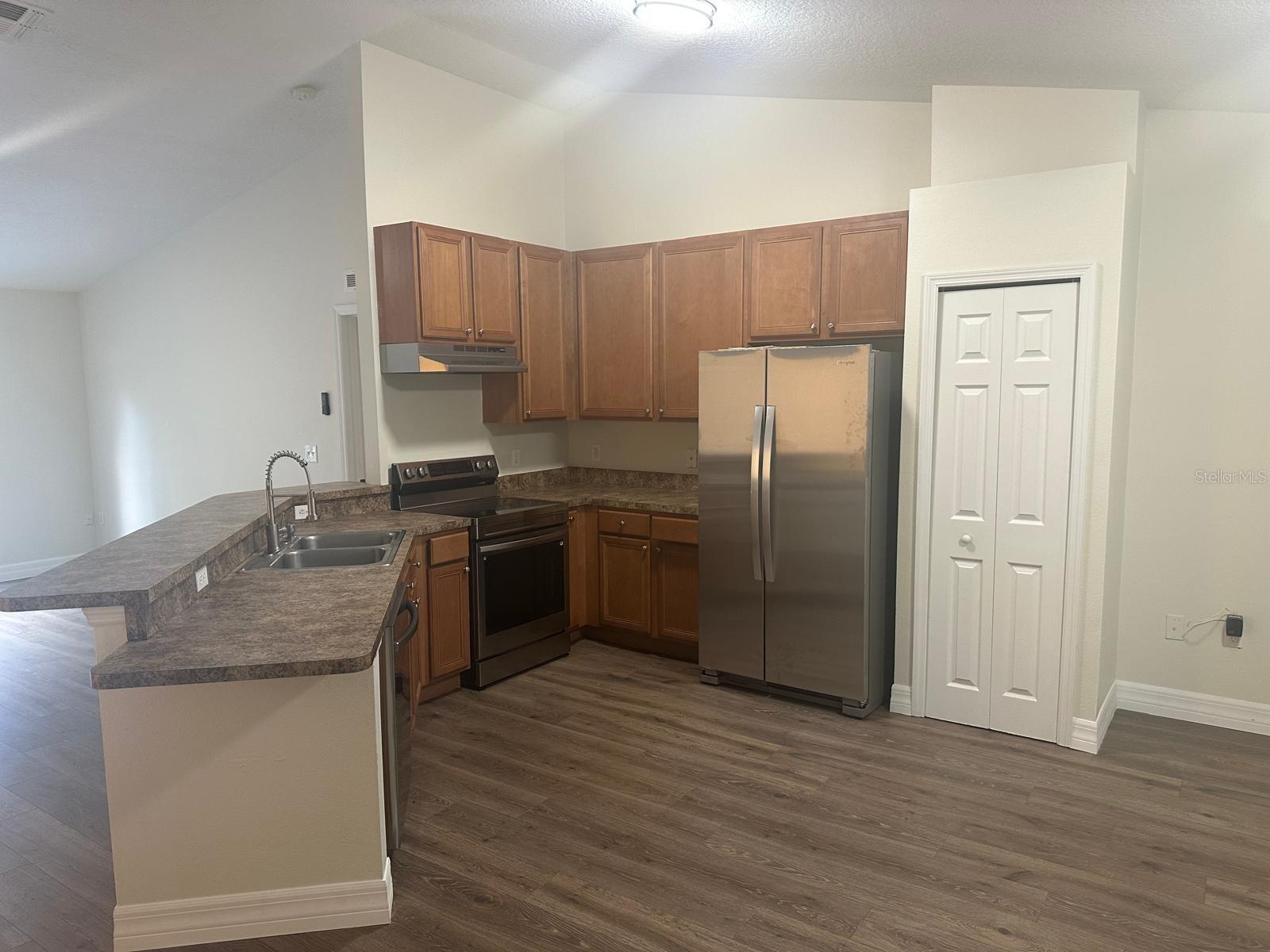 Image 5 of 20 For 1750 Sparkman Avenue