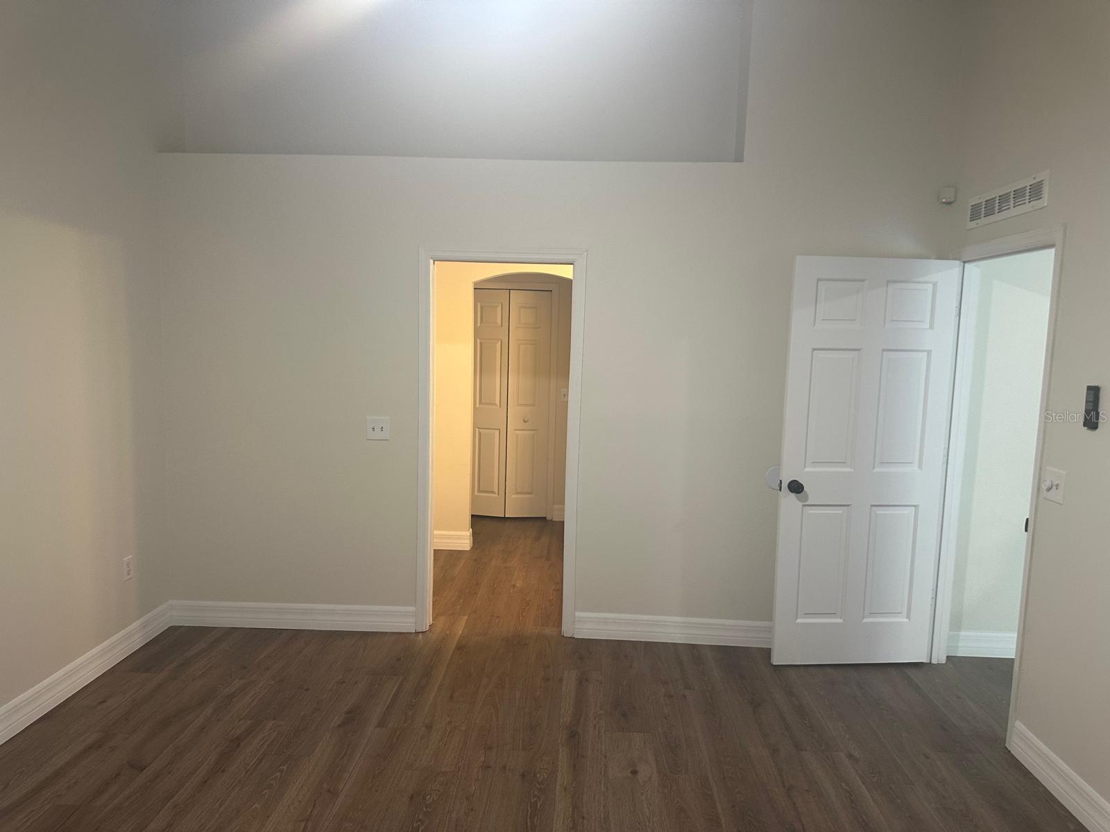 Image 6 of 20 For 1750 Sparkman Avenue