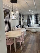 Image 4 of 8 For 804 Massachusetts Avenue