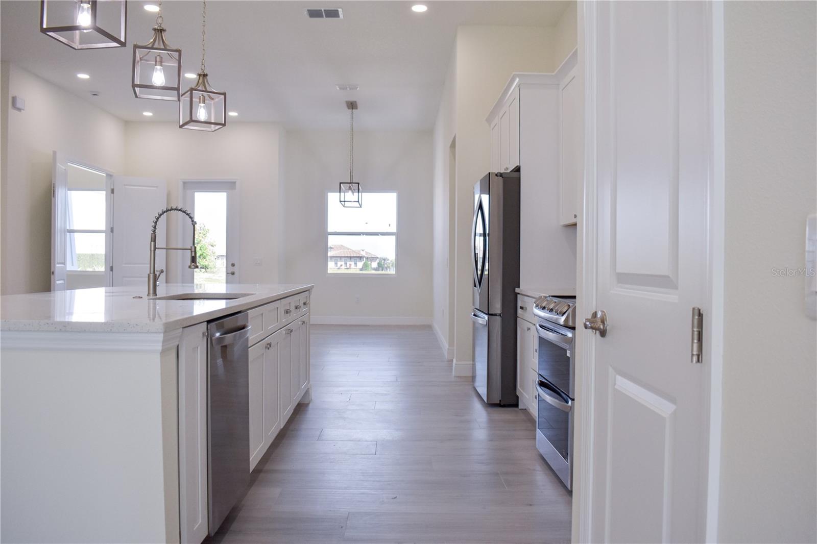 Image 18 of 65 For 163 Blazing Star Avenue