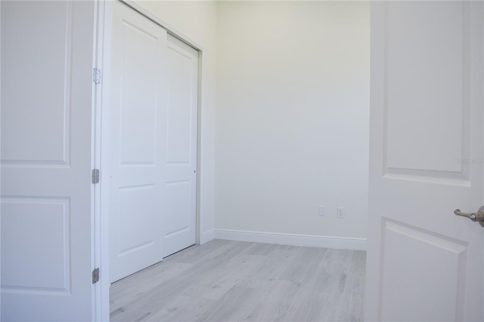 Image 38 of 65 For 163 Blazing Star Avenue