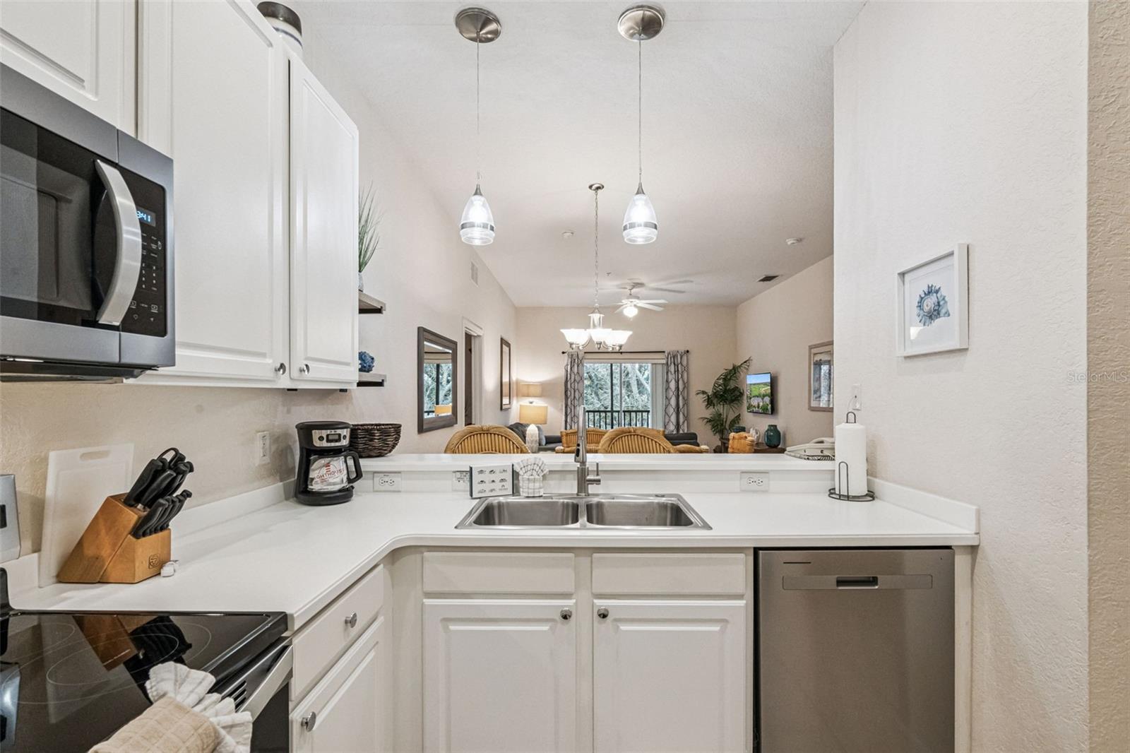 Image 11 of 54 For 316 New Providence Promenade