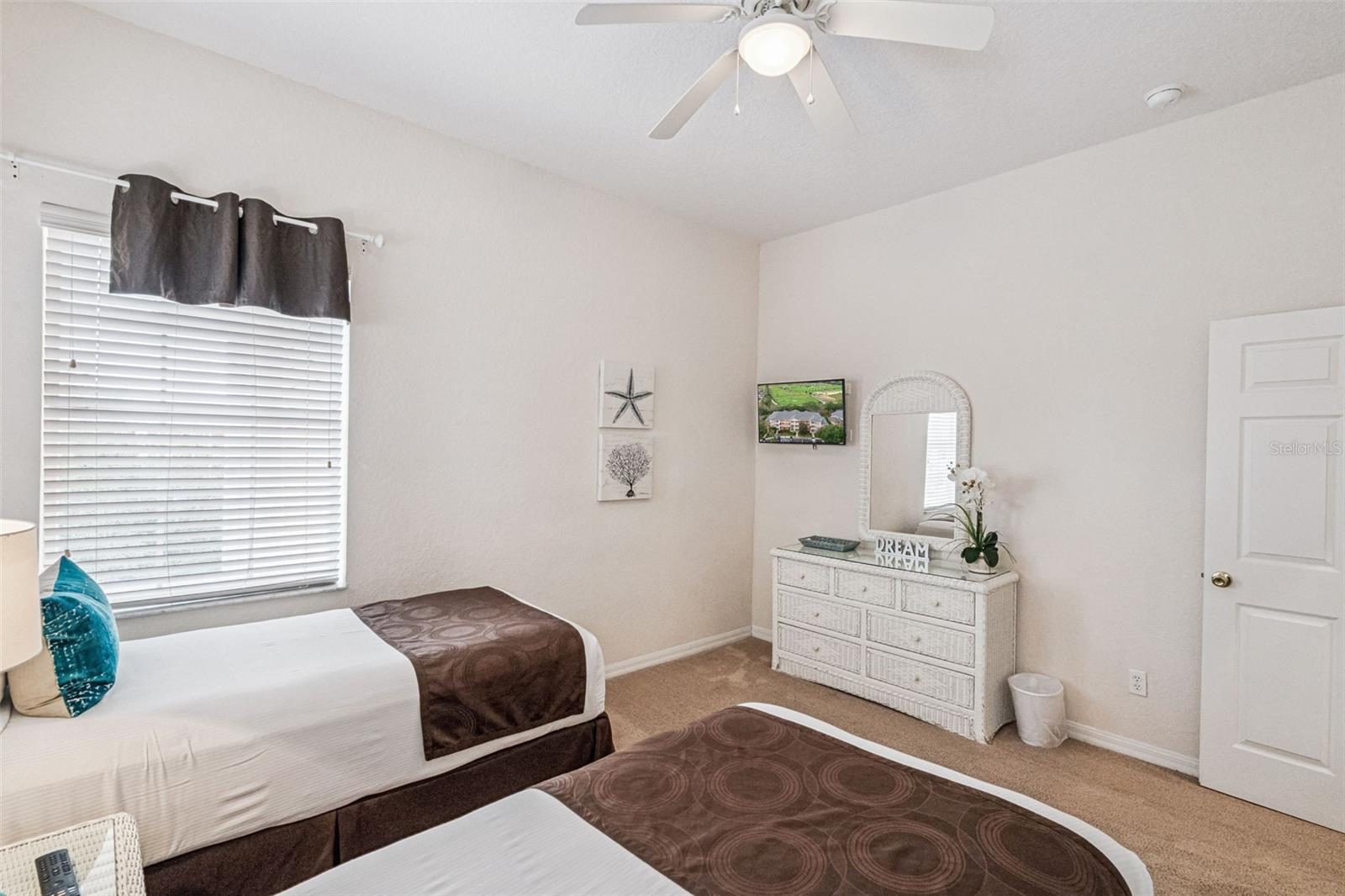 Image 23 of 54 For 316 New Providence Promenade