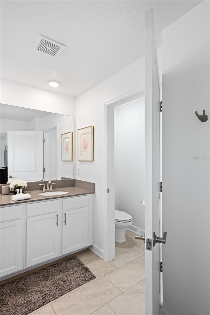 Image 19 of 41 For 1042 Splash Shot Place