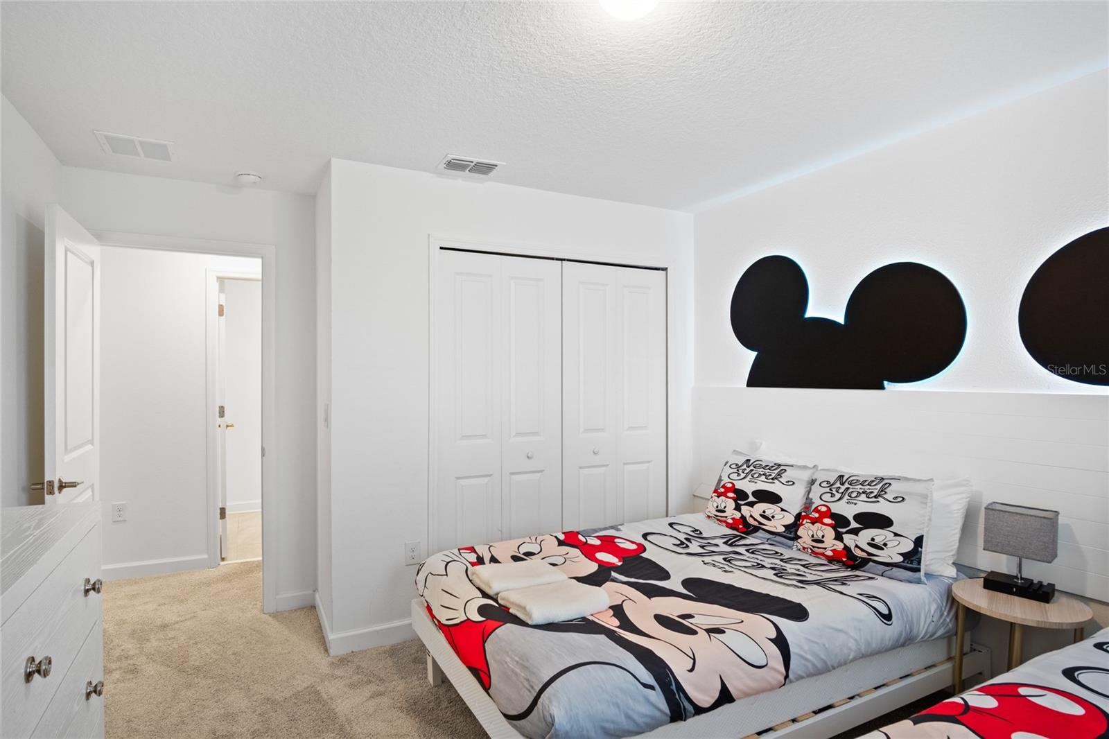 Image 26 of 41 For 1042 Splash Shot Place