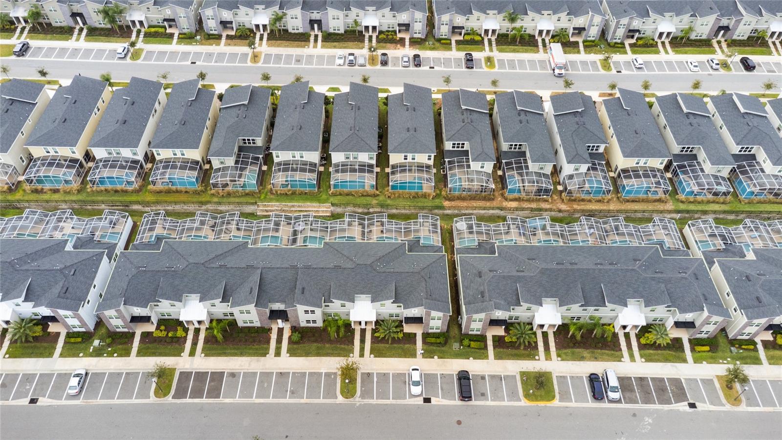 Image 39 of 41 For 1042 Splash Shot Place