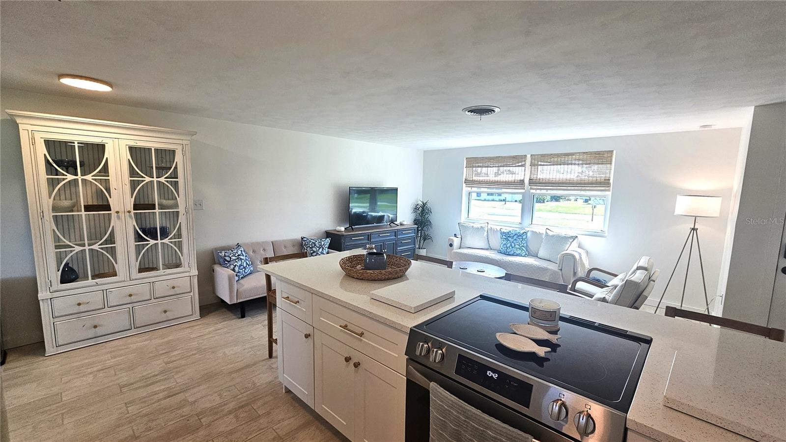 Image 10 of 37 For 1210 Maryknoll Road