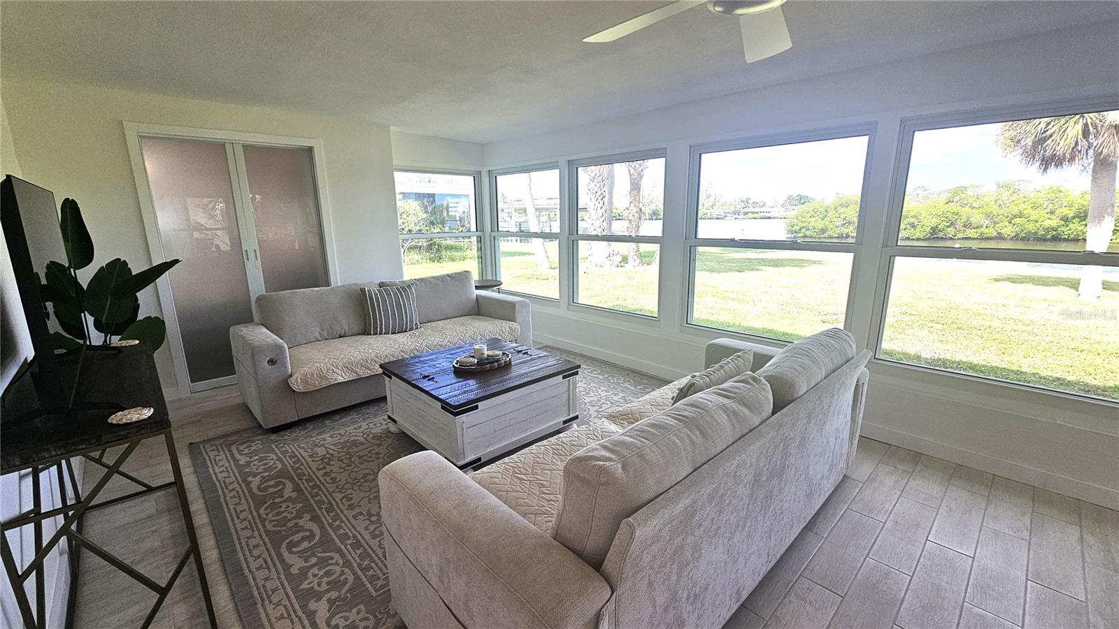 Image 21 of 37 For 1210 Maryknoll Road