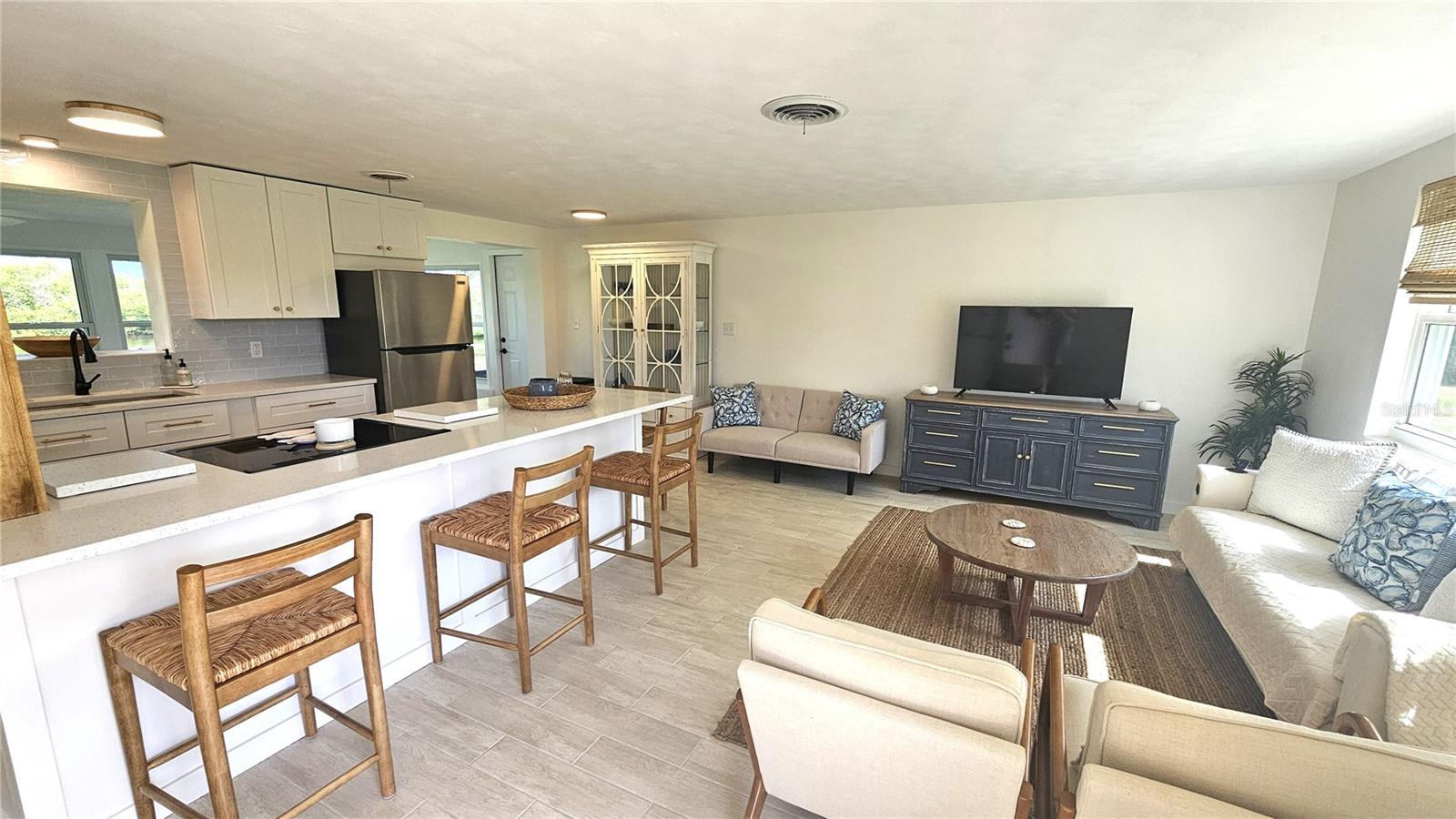 Image 5 of 37 For 1210 Maryknoll Road