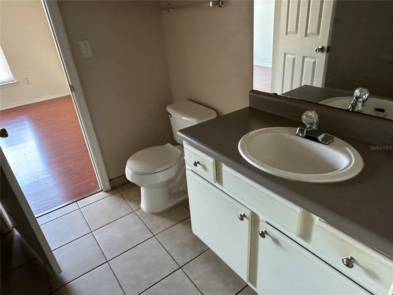 Image 25 of 28 For 5550 Pga Boulevard 5135