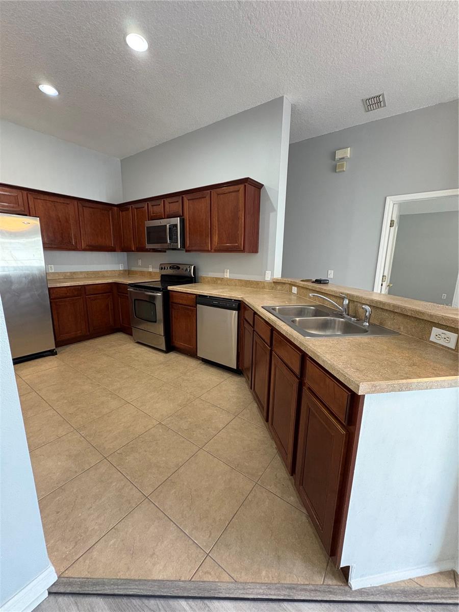 Image 12 of 22 For 7107 Harmony Square Drive 7107