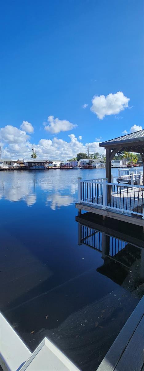 Image 23 of 37 For 1401 Starboard Drive