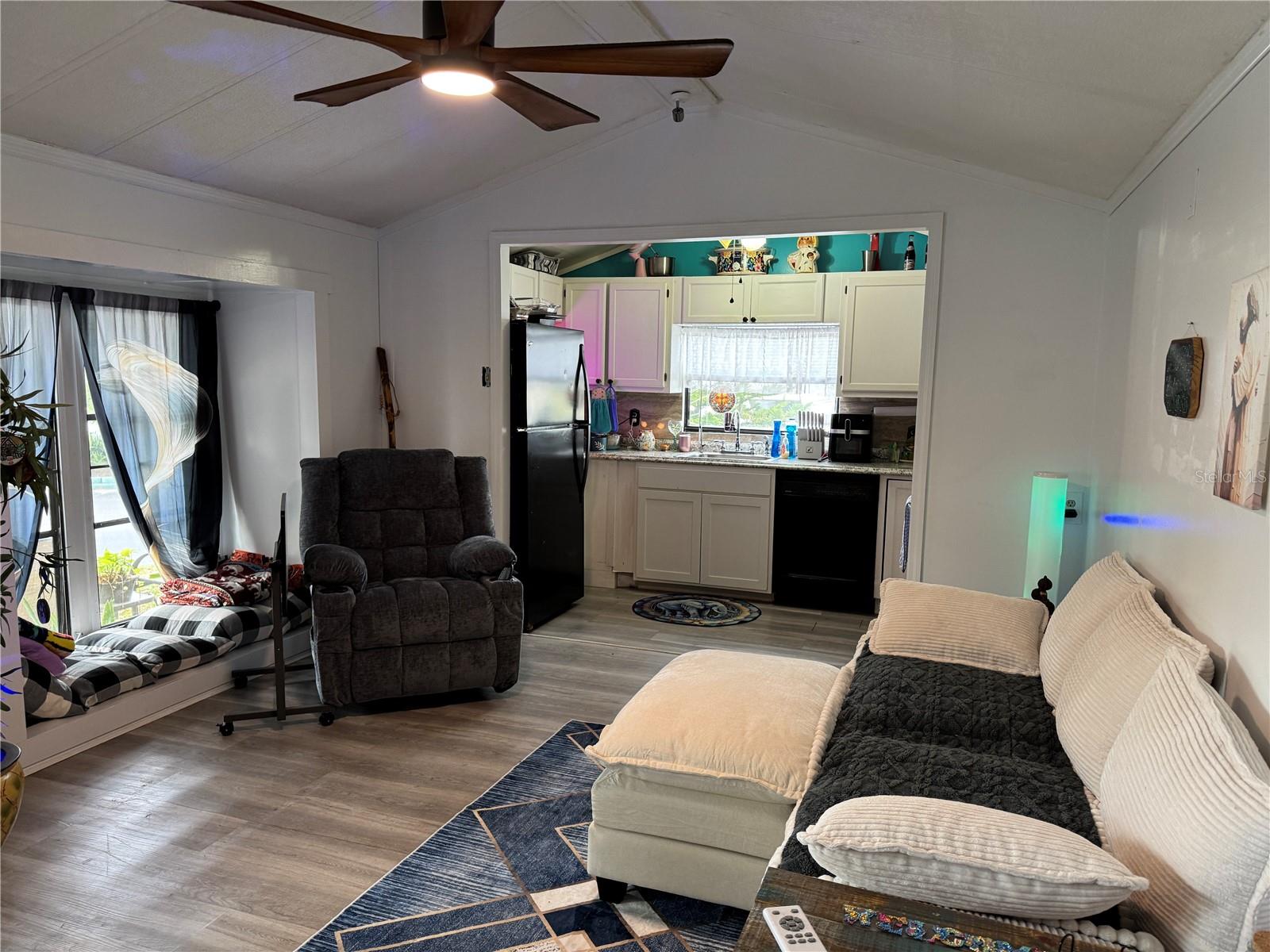 Image 3 of 37 For 1401 Starboard Drive