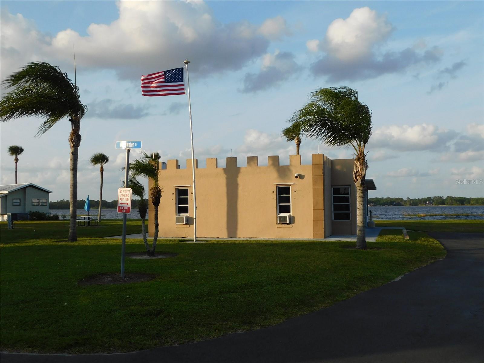 Image 36 of 37 For 1401 Starboard Drive