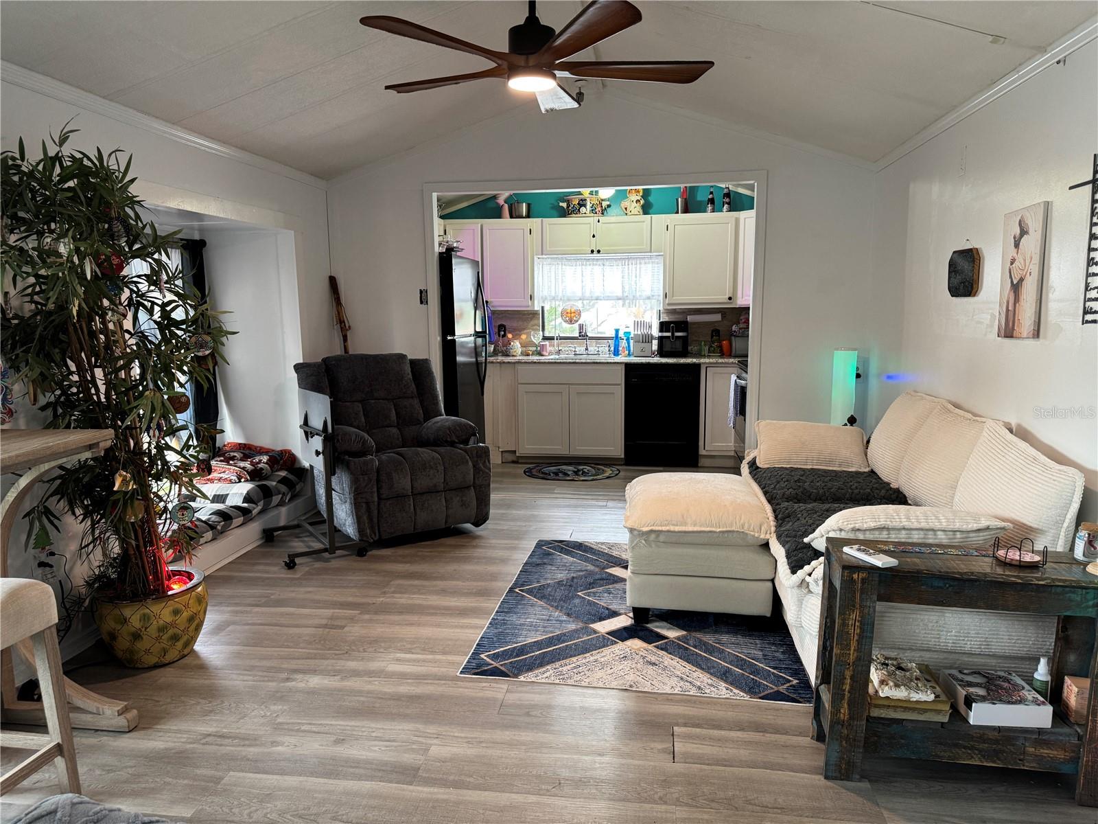 Image 7 of 37 For 1401 Starboard Drive