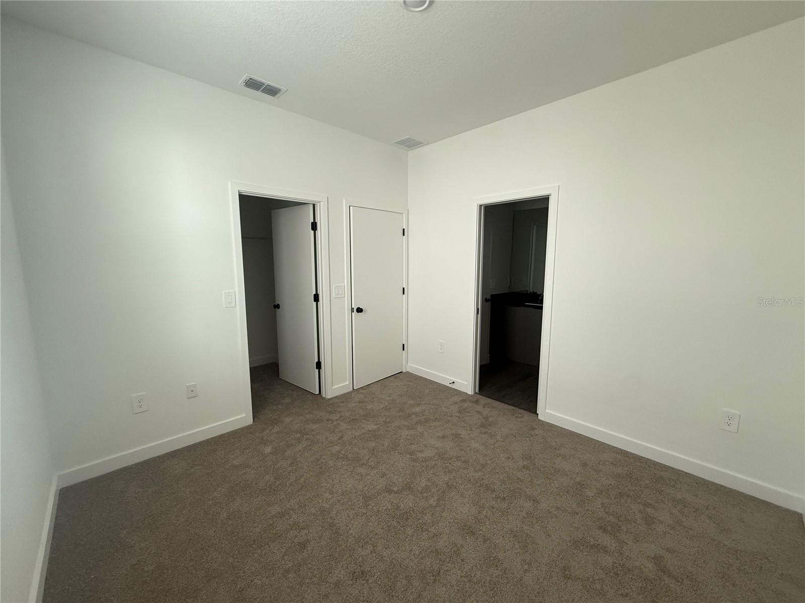 Image 7 of 10 For 3213 Energy Drive