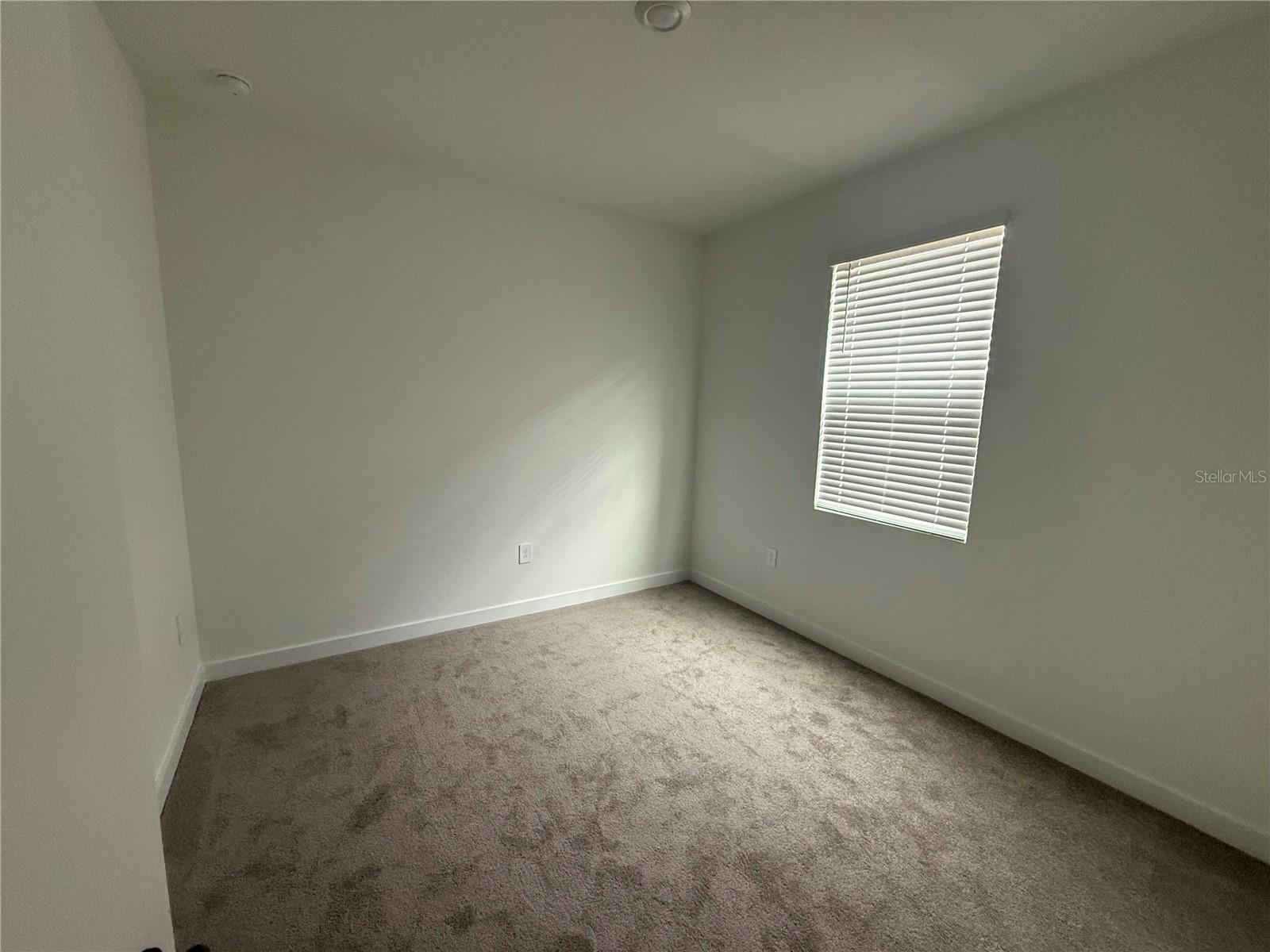 Image 8 of 10 For 3213 Energy Drive