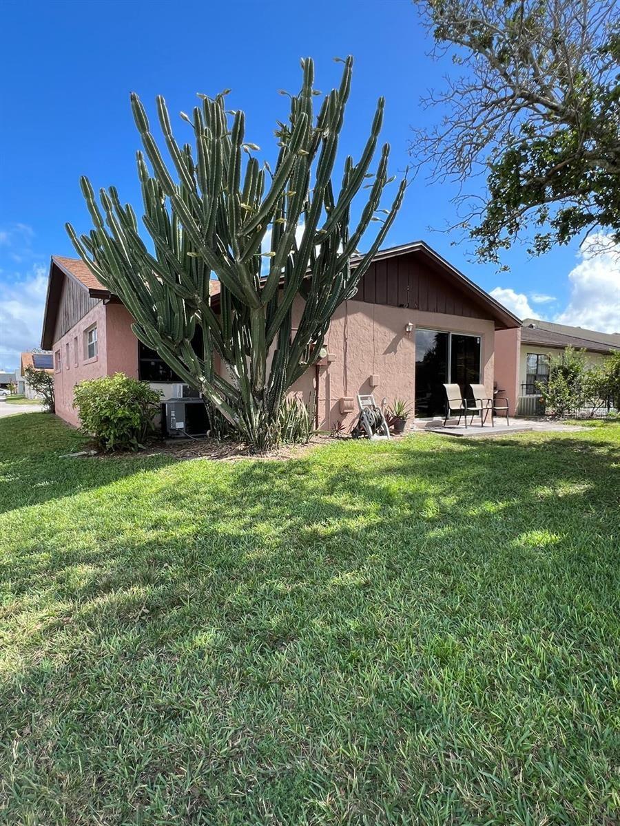 Image 29 of 45 For 1100 Calanda Avenue