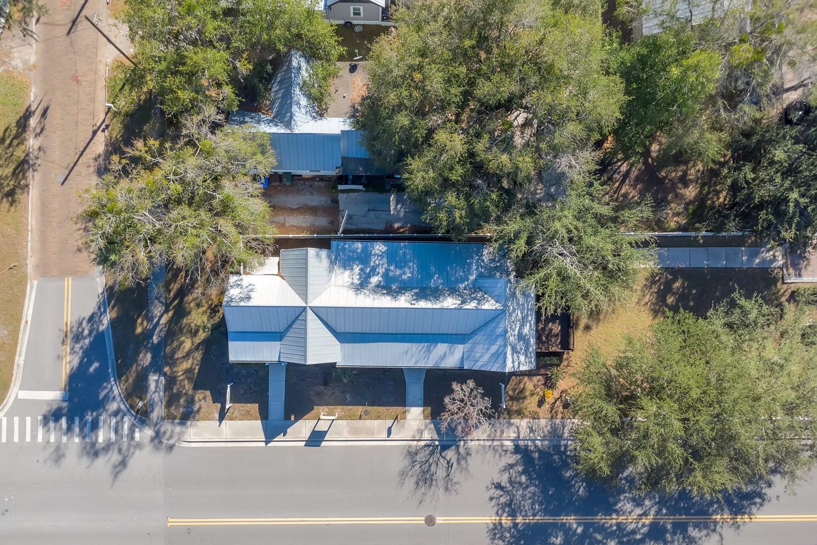 Image 2 of 40 For 702 Mabbette Street