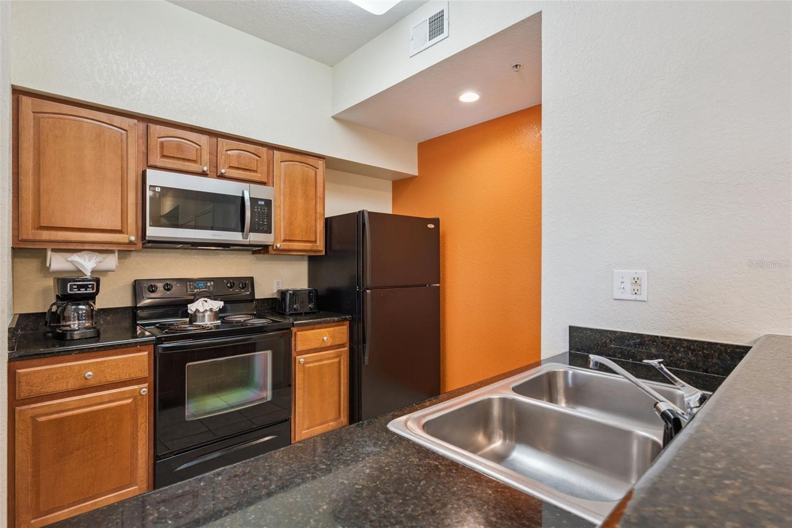 Image 11 of 60 For 8101 Resort Village Drive 31314