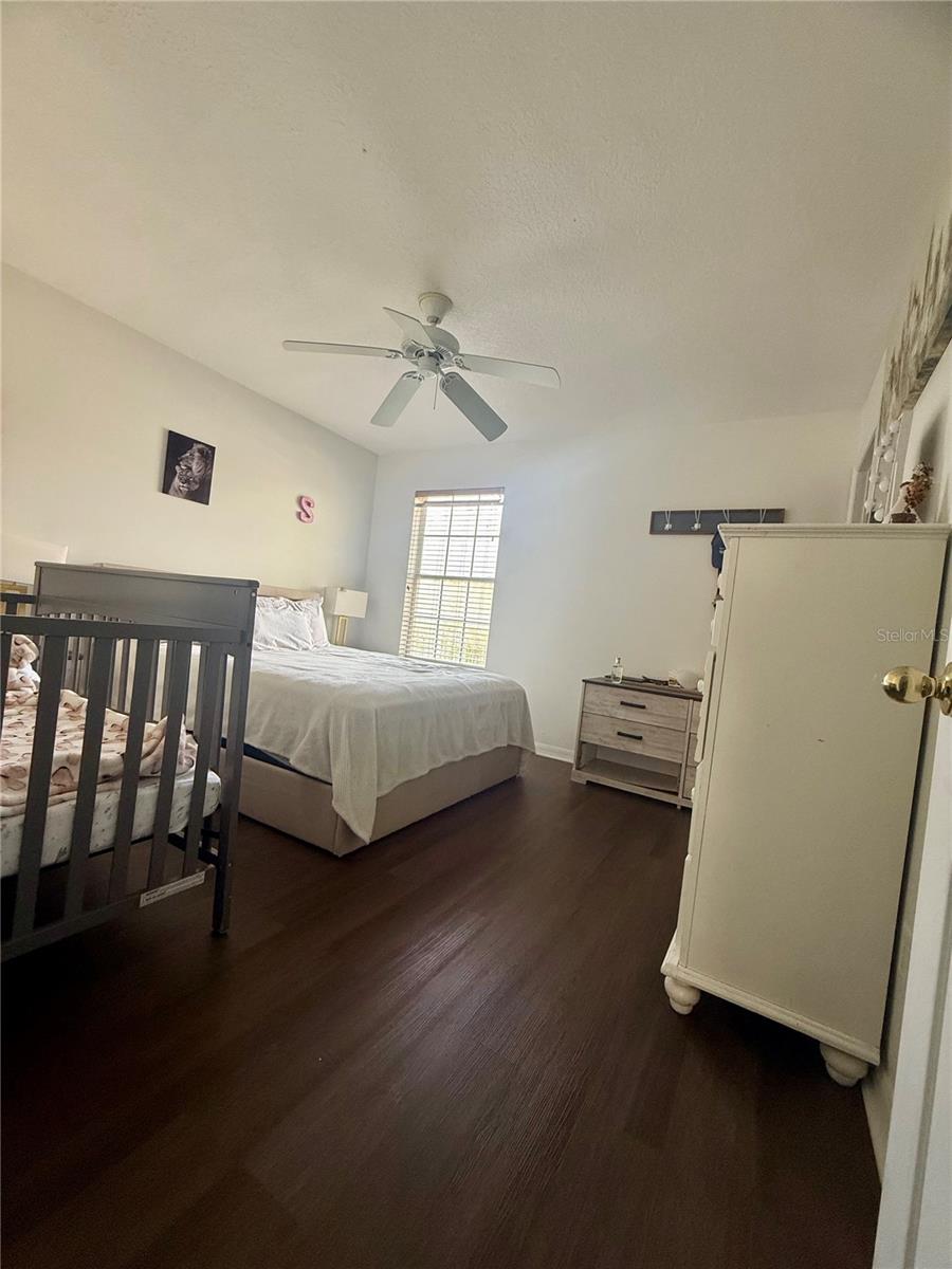 Image 11 of 19 For 1008 Royal Ridge Drive