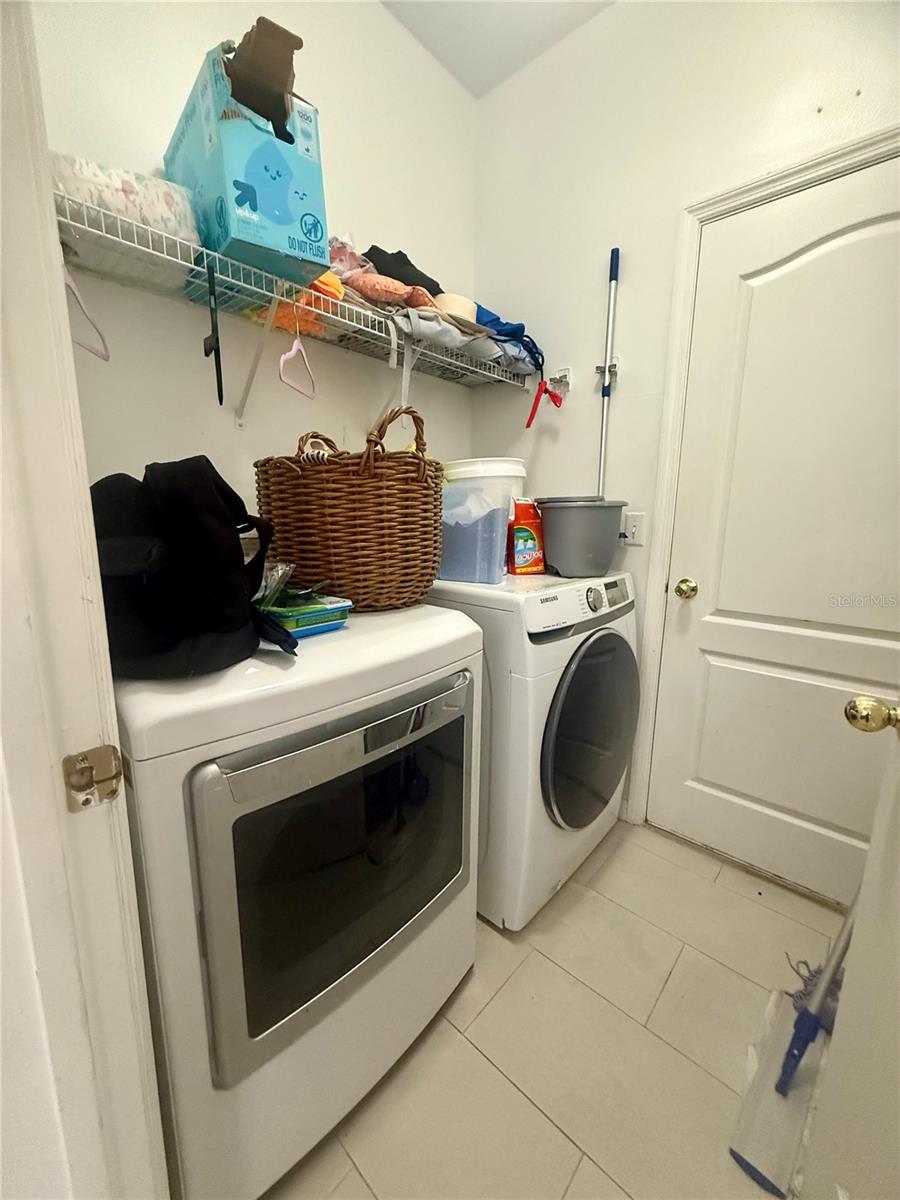 Image 9 of 19 For 1008 Royal Ridge Drive