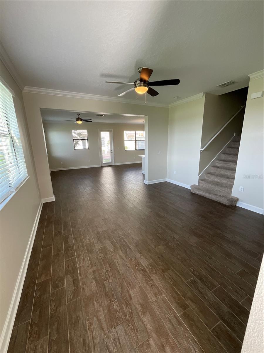 Image 5 of 34 For 8551 Couples Street