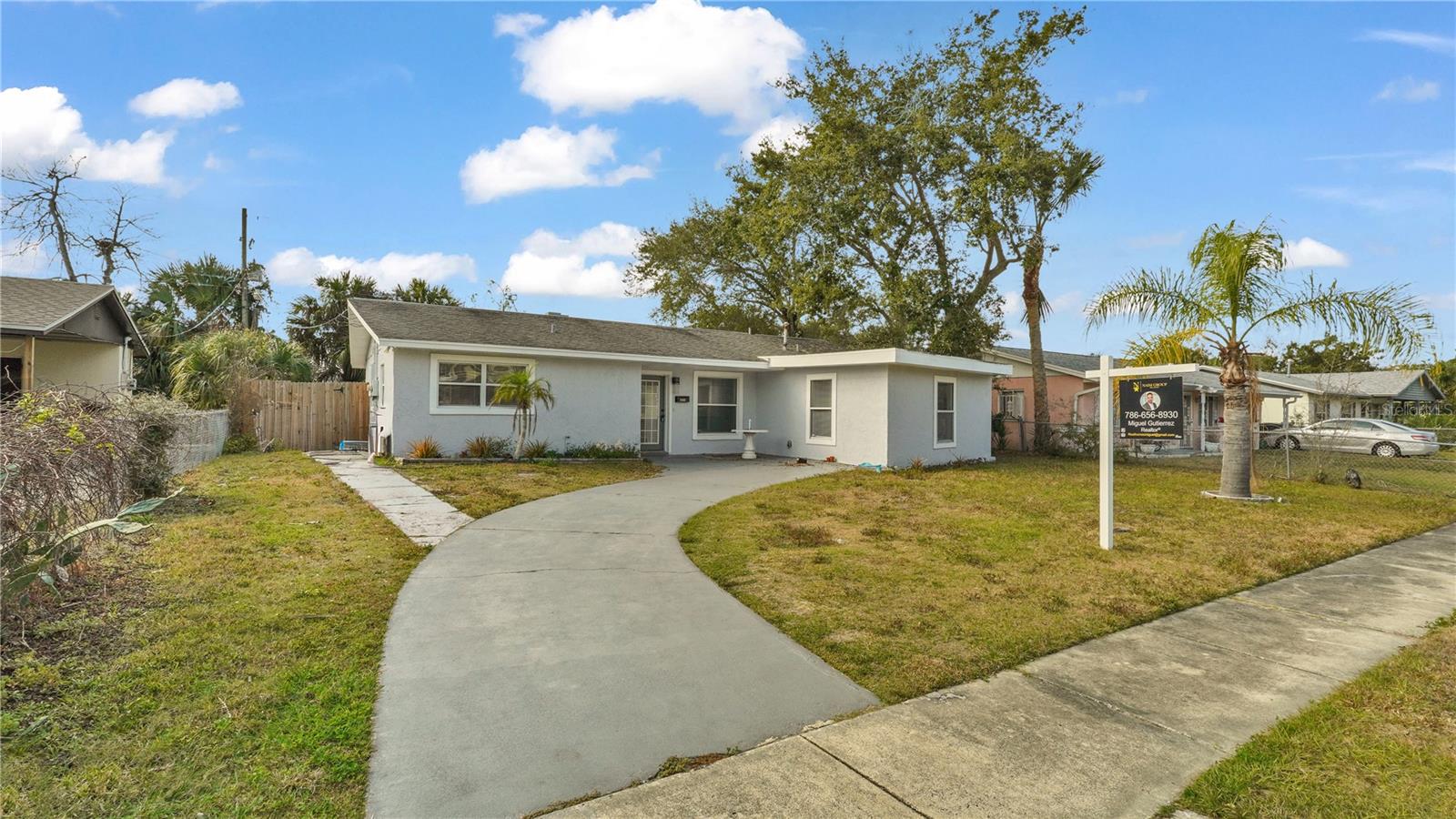 Image 3 of 10 For 628 Cedar Park Drive