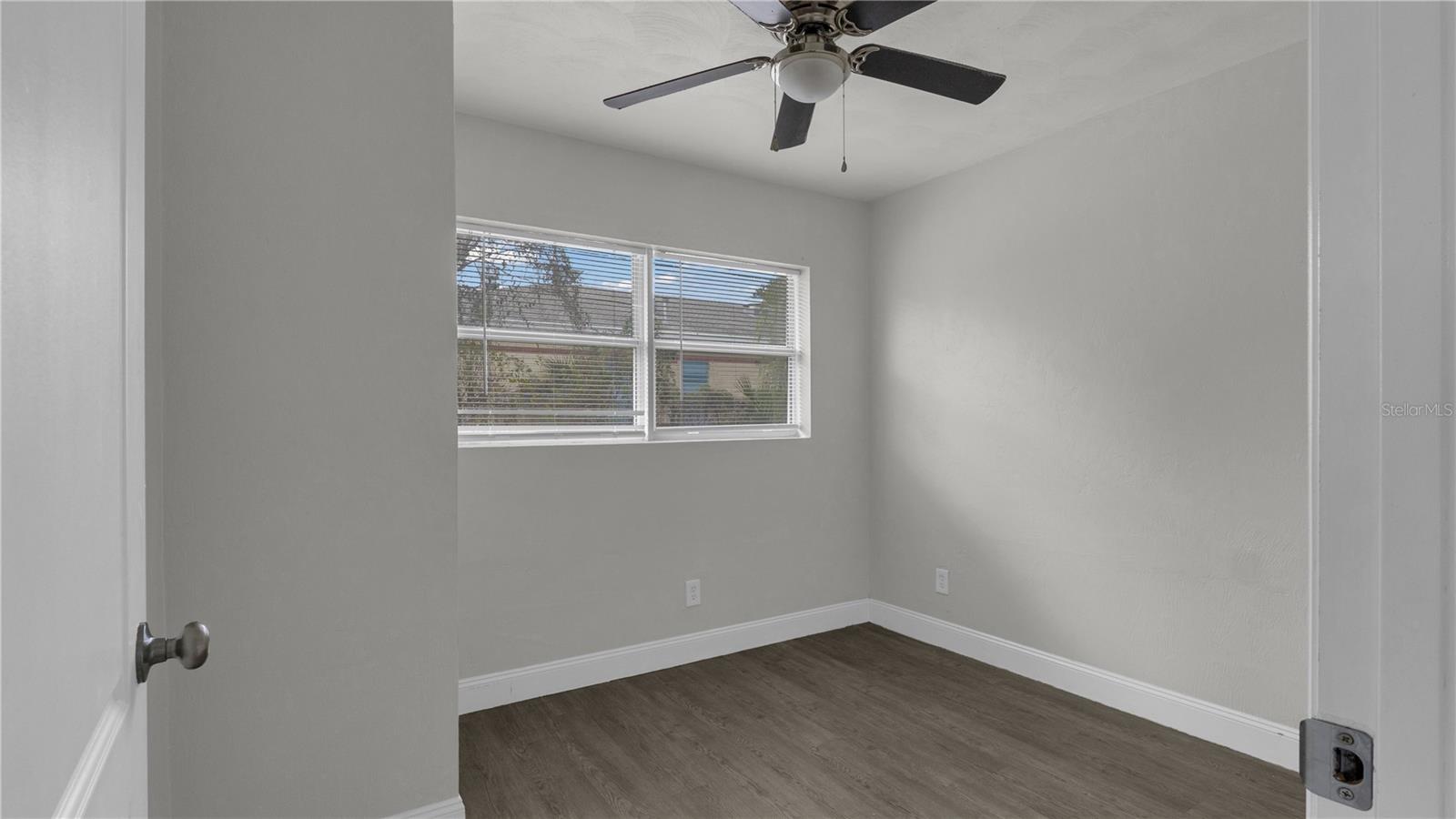 Image 9 of 10 For 628 Cedar Park Drive