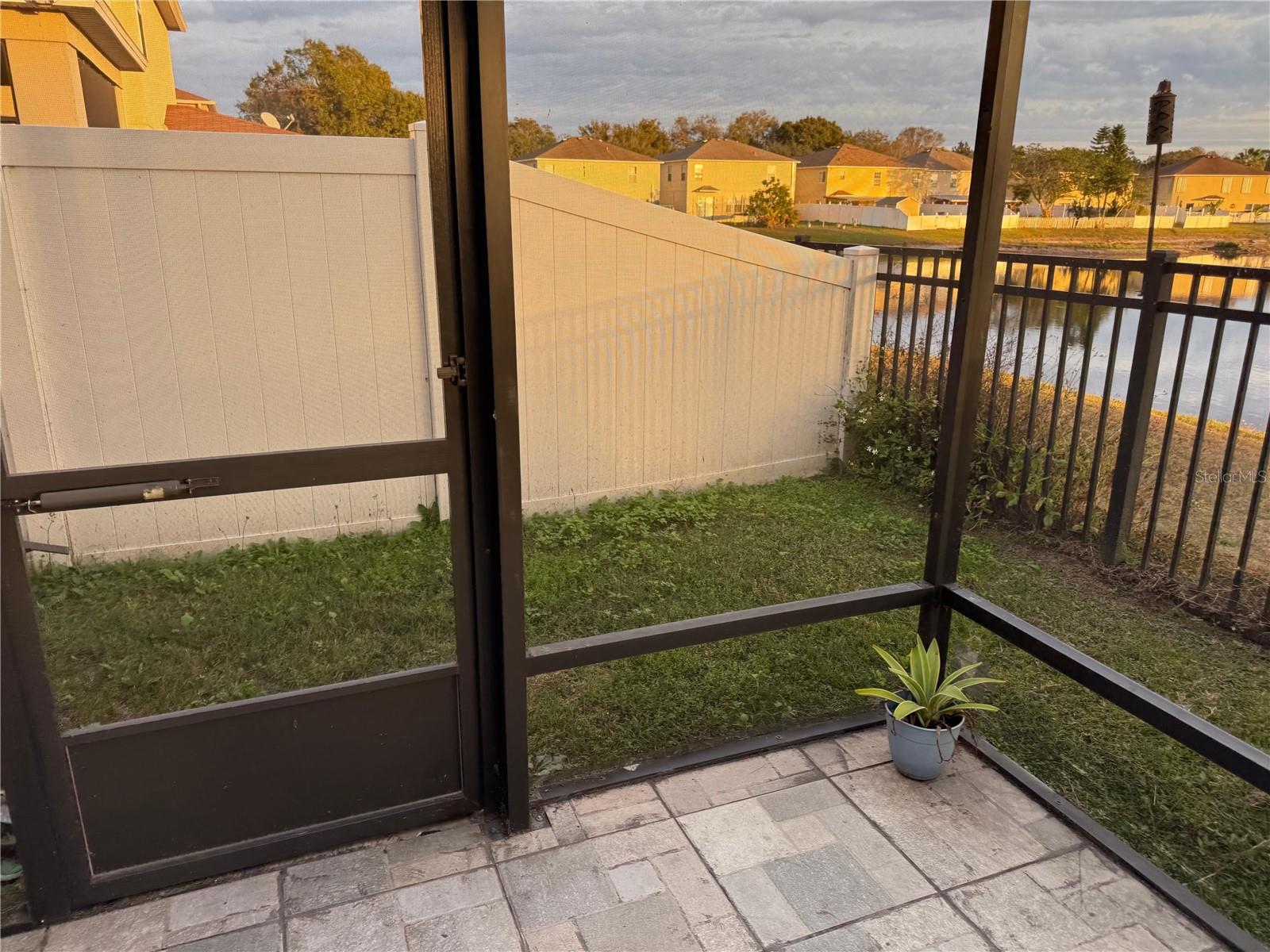 Image 16 of 26 For 10428 Laguna Plains Drive