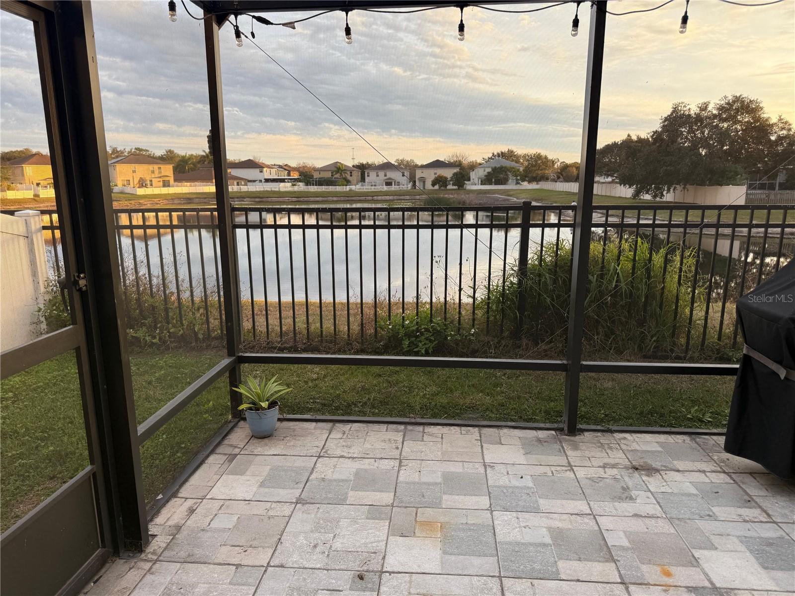 Image 17 of 26 For 10428 Laguna Plains Drive