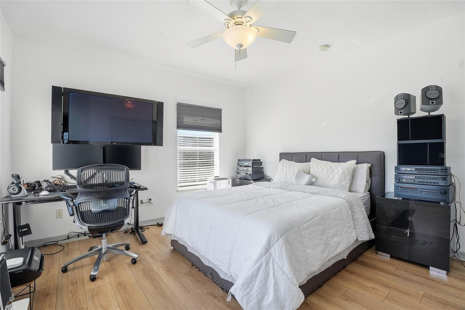 Image 23 of 57 For 6524 Pasturelands Place