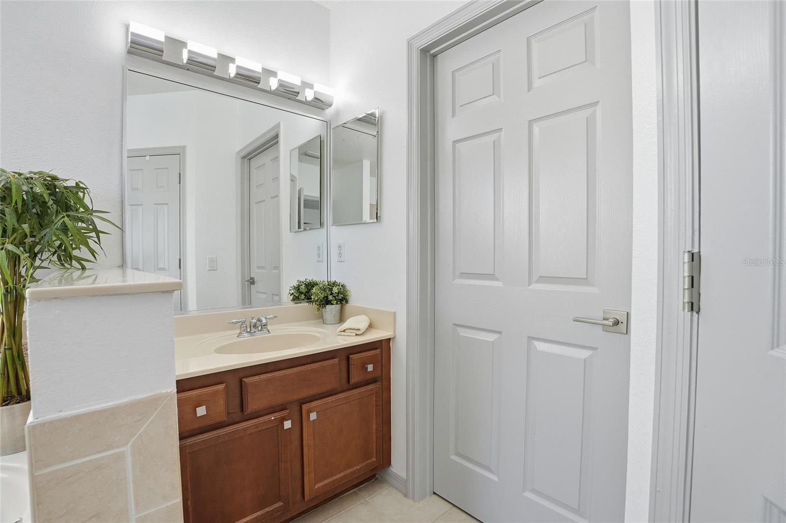 Image 34 of 57 For 6524 Pasturelands Place