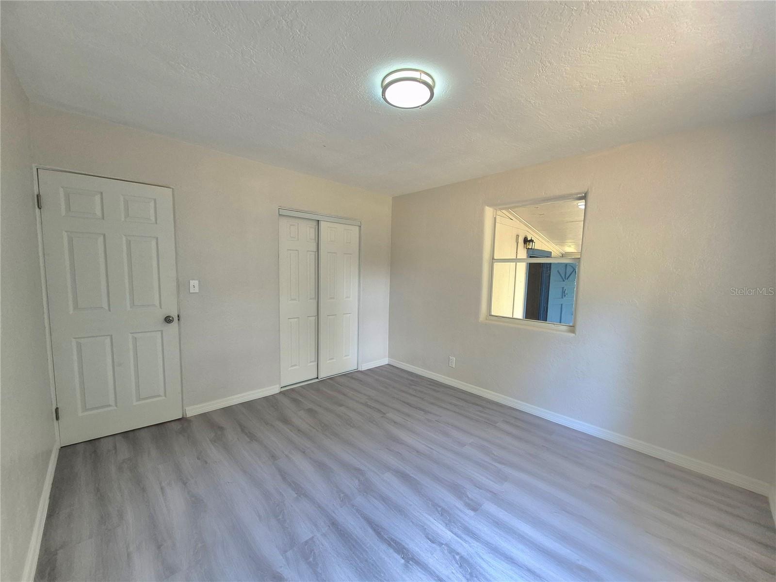 Image 10 of 13 For 618 Aurora Street