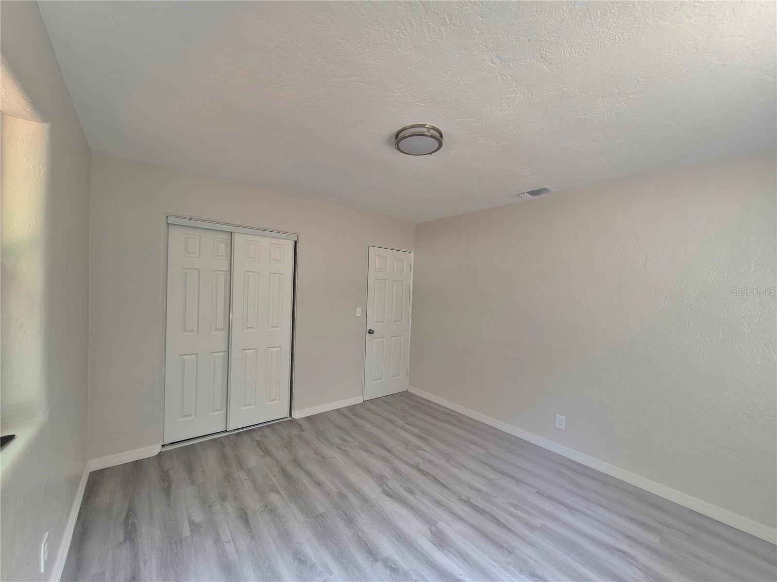 Image 11 of 13 For 618 Aurora Street